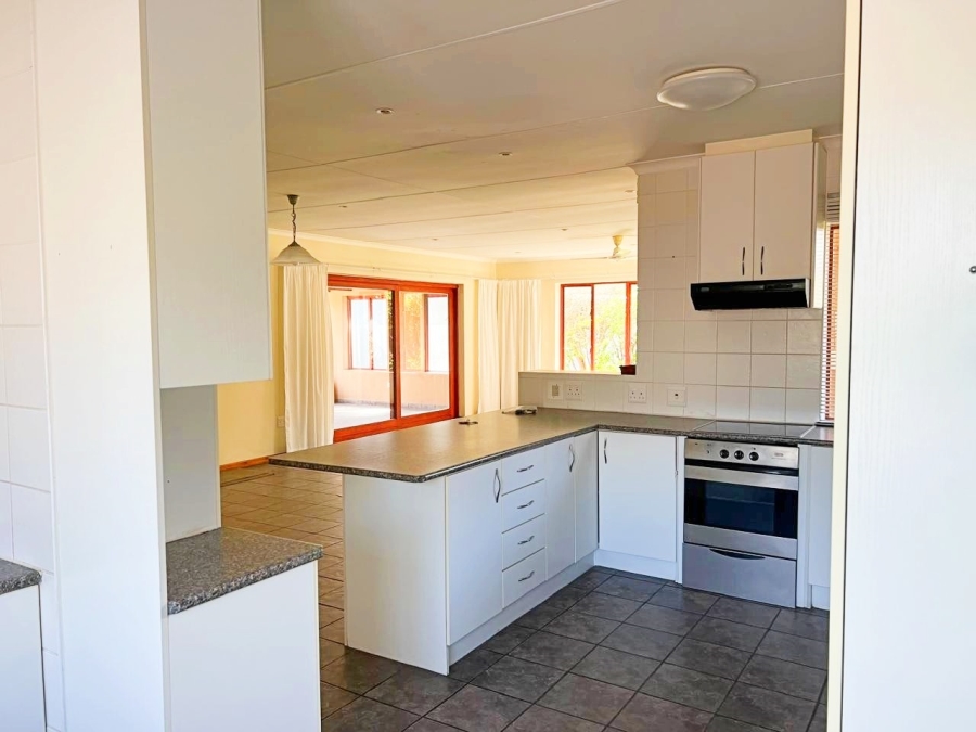 3 Bedroom Property for Sale in The Island Western Cape